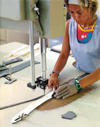 Italian shirts manufacturing, made in Italy men and women shirts manufacturer facilities for design, styling of classic and formal mens shirts cutting, assembly and finishing of summer fashion women shirts, Italian shirs manufacturer of classic and trend slim fit fashion women and mens shirts producers for customer brands and distributors of the made in Italy fashion shirts. Texil3 designs and produces high end mens and women shirts for customer formal and casual collections using the finest cotton, with classical collars, complimentary brass collar stiffeners and single or double cuffs. We produces classic men shirts for Ugo Boss and Paul Shark brands maintaining high quality production process and perfect Made in Italy style