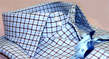 HEFFORT High end designed and fabrics quality for Heffort brand, a complete collection of men shirts for formal and casual fashion men, produced in our Italian shirts manufacturing facilities for design, styling of classic and formal mens shirts cutting, assembly and finishing of summer fashion women shirts, Italian shirs manufacturer of classic and trend slim fit fashion women and mens shirts producers for customer brands and distributors of the made in Italy fashion shirts. Texil3 designs and produces high end mens and women shirts for customer formal and casual collections using the finest cotton, with classical collars, complimentary brass collar stiffeners and single or double cuffs. We produces classic men shirts for Ugo Boss and Paul Shark brands maintaining high quality production process and perfect Made in Italy style